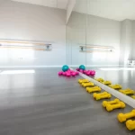 Sala de actividades de Gim Yang en el Barrio de la Luna